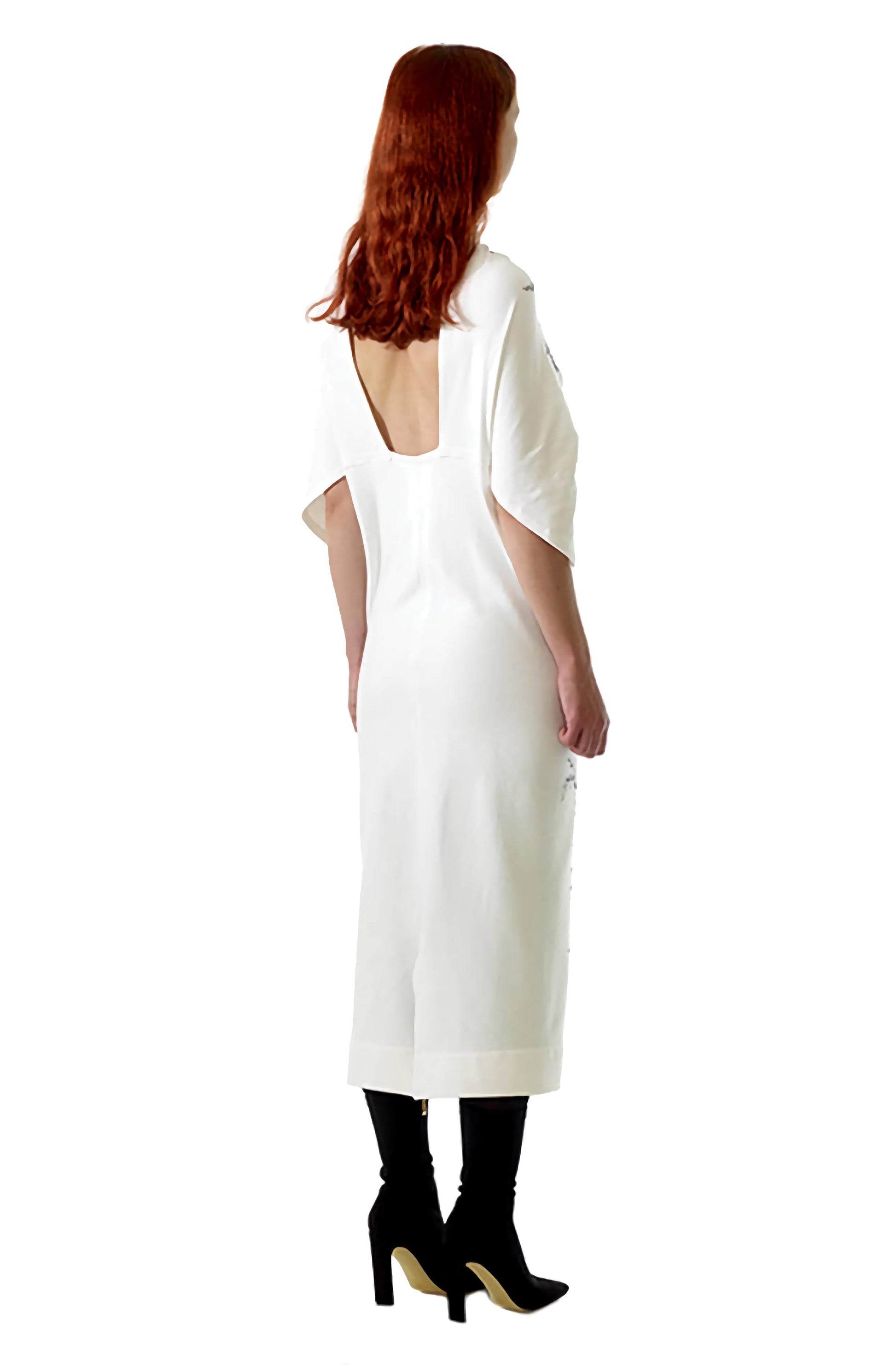 Zero-waste organic cotton dress with a contemporary open back and timeless style